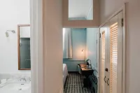 Habitación y Baño